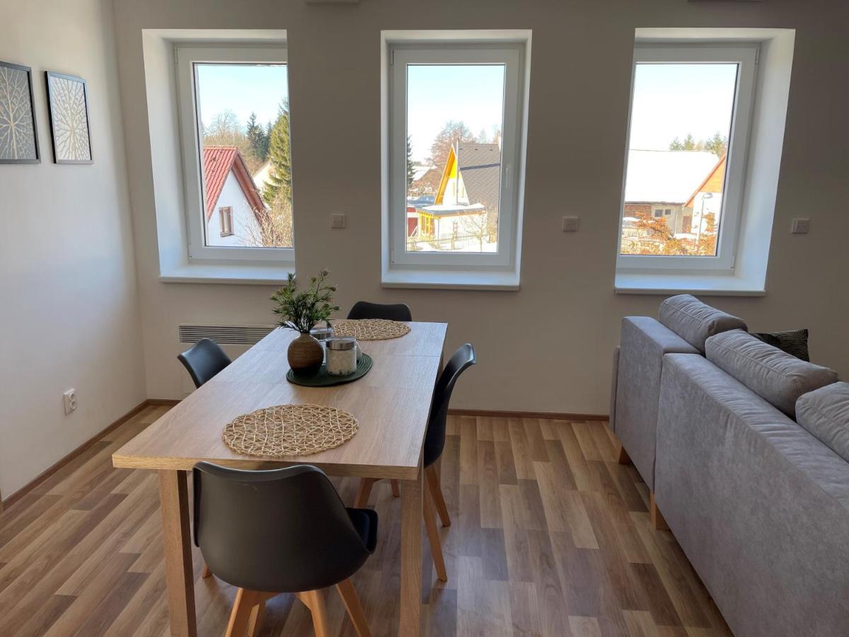 נובה מסטו נה מורבה Apartman Studnice Na Vysocine מראה חיצוני תמונה